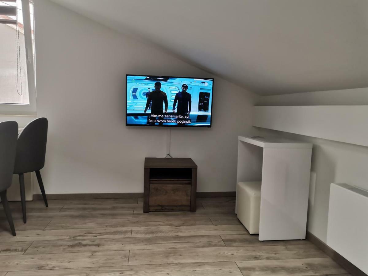 Seasons Apartmani Осиек Экстерьер фото