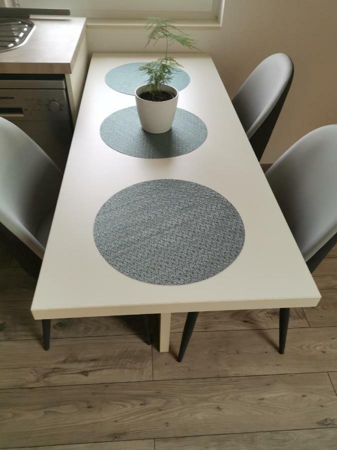 Seasons Apartmani Осиек Экстерьер фото